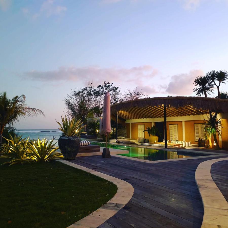 Katoni Villa Lembongan Exterior photo