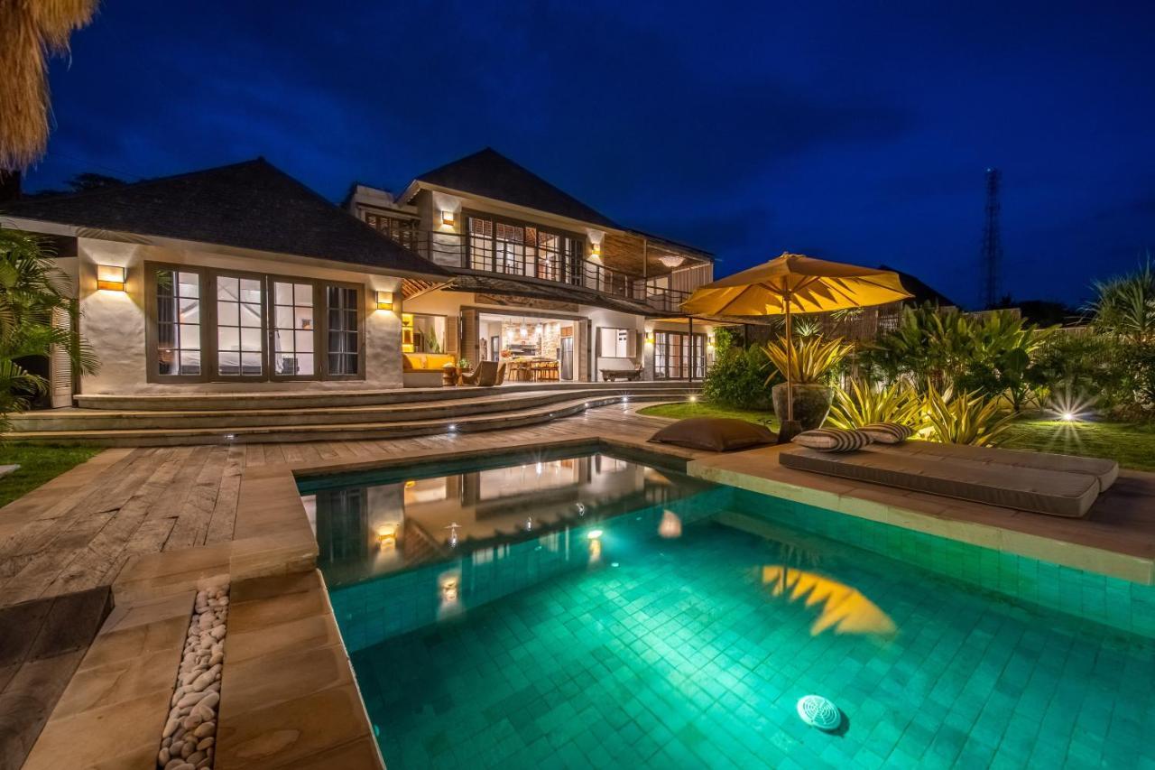 Katoni Villa Lembongan Exterior photo