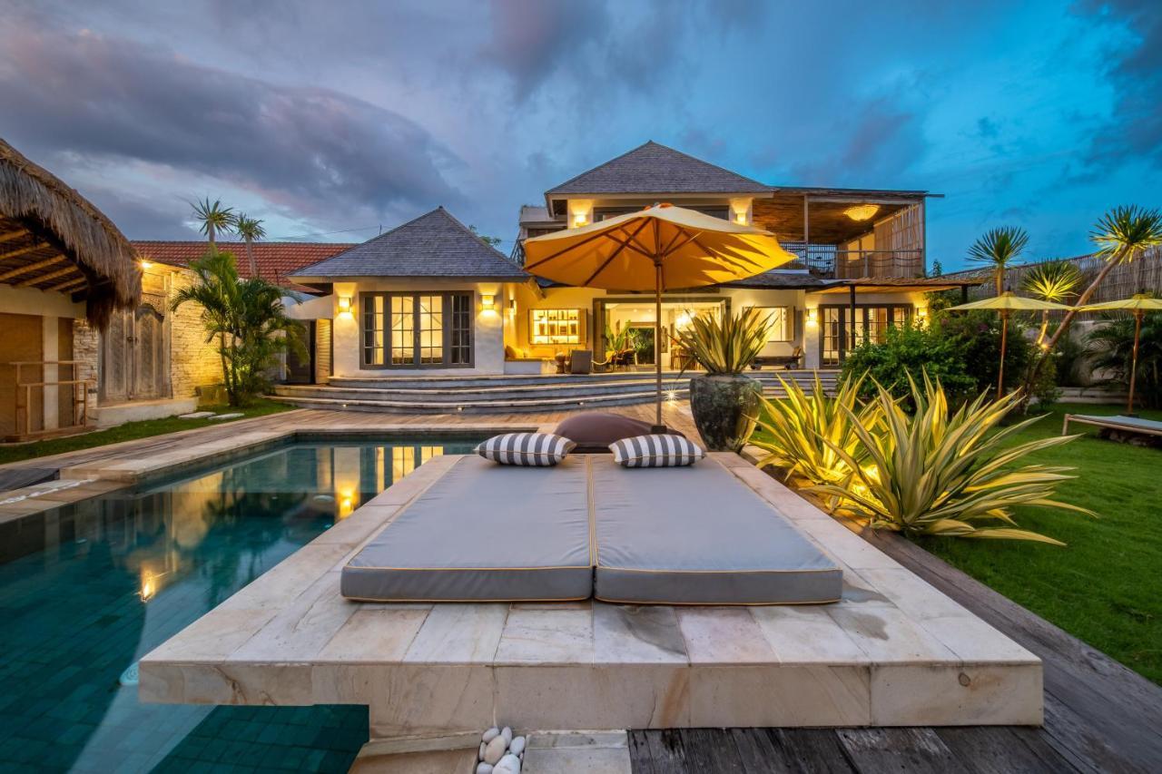 Katoni Villa Lembongan Exterior photo