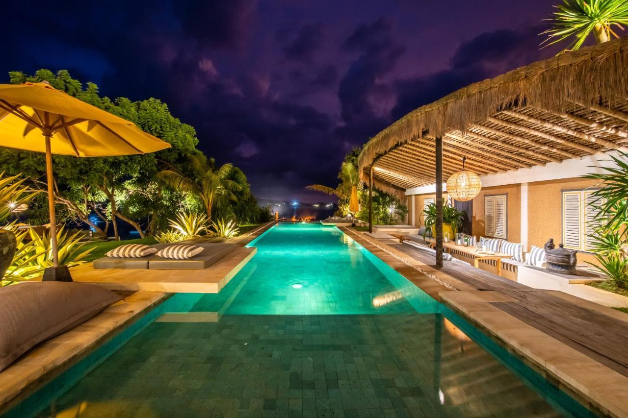 Katoni Villa Lembongan Exterior photo