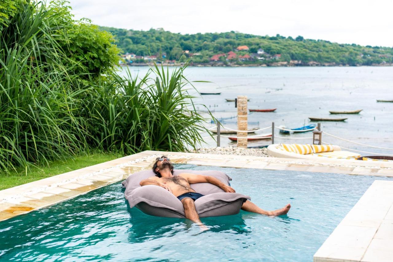 Katoni Villa Lembongan Exterior photo